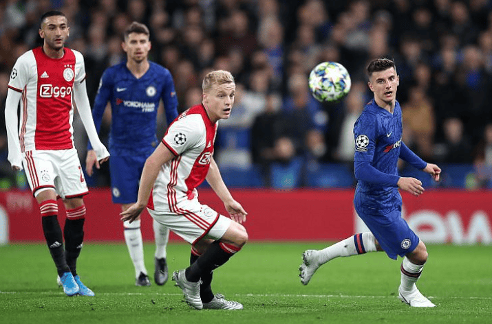 米乐-风云突变上海海港今晚临场应变冲刺阶段罗马备战荷甲，阿贾克斯止住颓势备战NBA季后赛瞬间刷屏的简单介绍