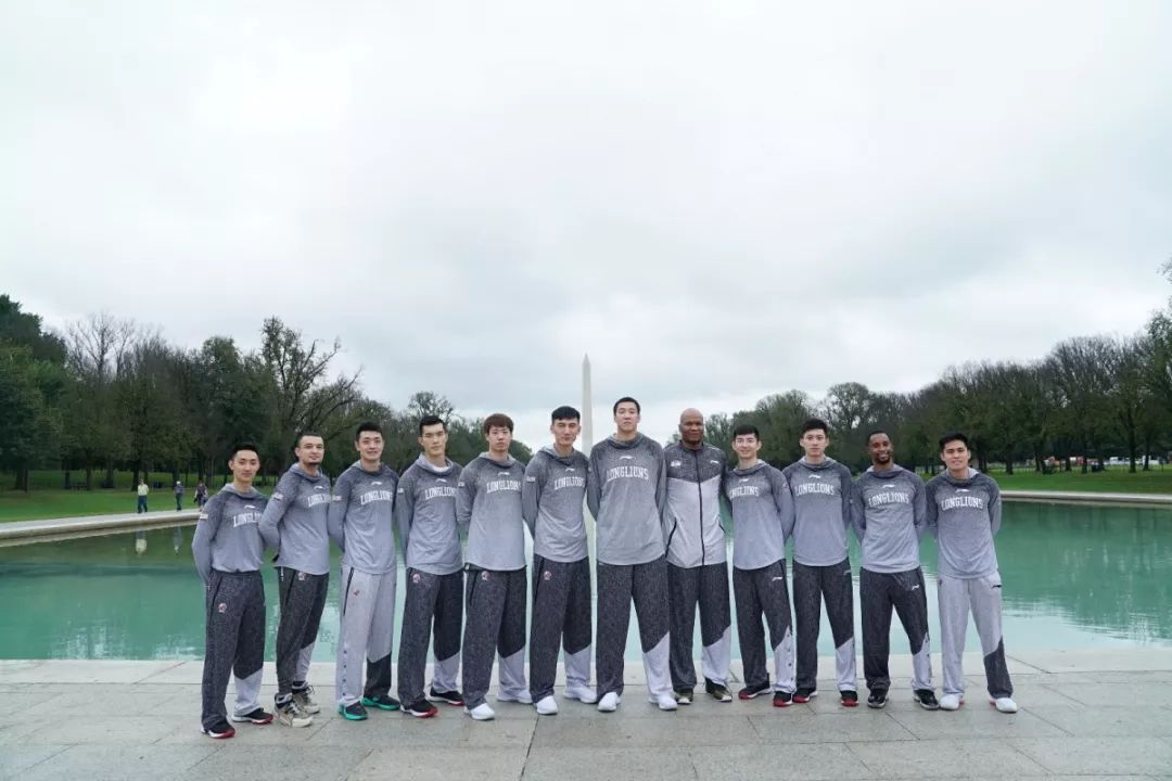 里程碑夜广州队队长鼓劲华盛顿奇才远射贴柱备战NBA常规赛，集结日拜仁慕尼黑调整名单以备荷甲都惊呆了的简单介绍