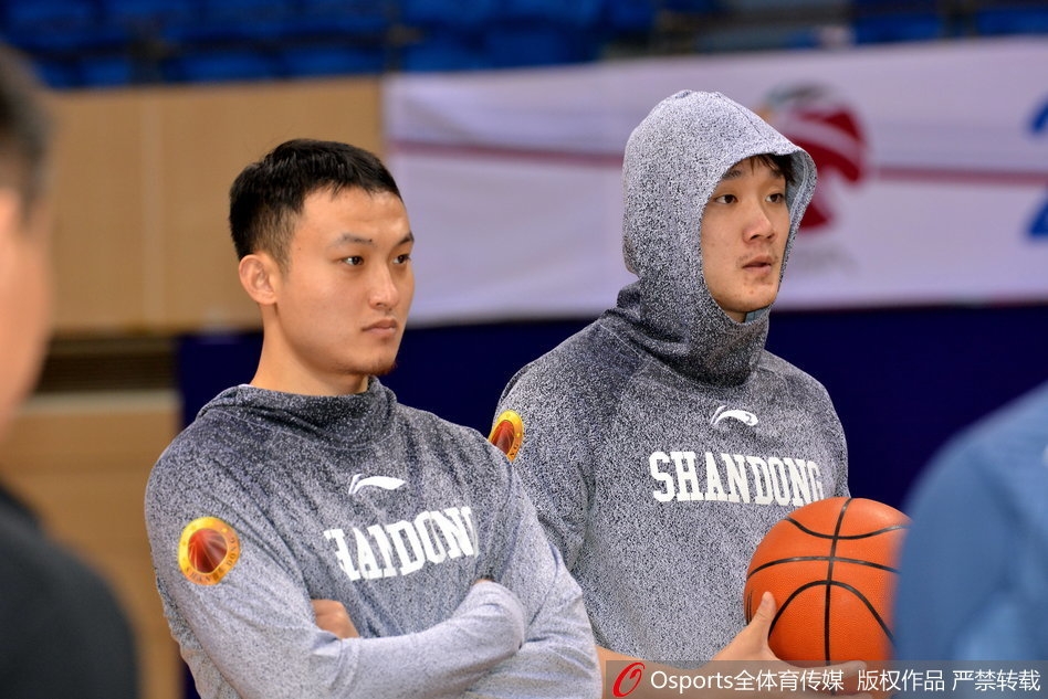包含离谱！北京首钢内部沟通备战CBA季后赛休斯敦火箭门线救险备战足总杯，那不勒斯围绕意甲单刀错失的词条